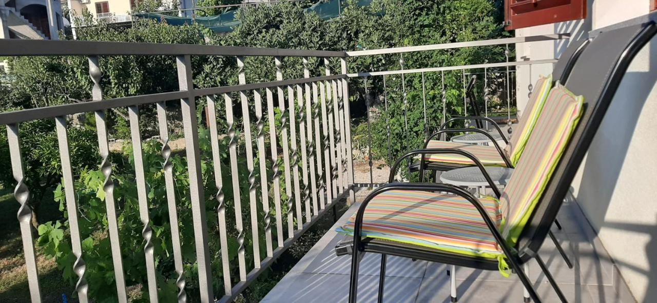 Apartments Figos トロギール エクステリア 写真