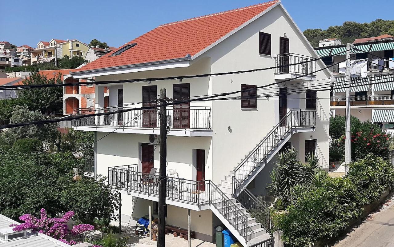 Apartments Figos トロギール エクステリア 写真