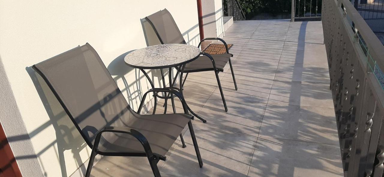Apartments Figos トロギール エクステリア 写真